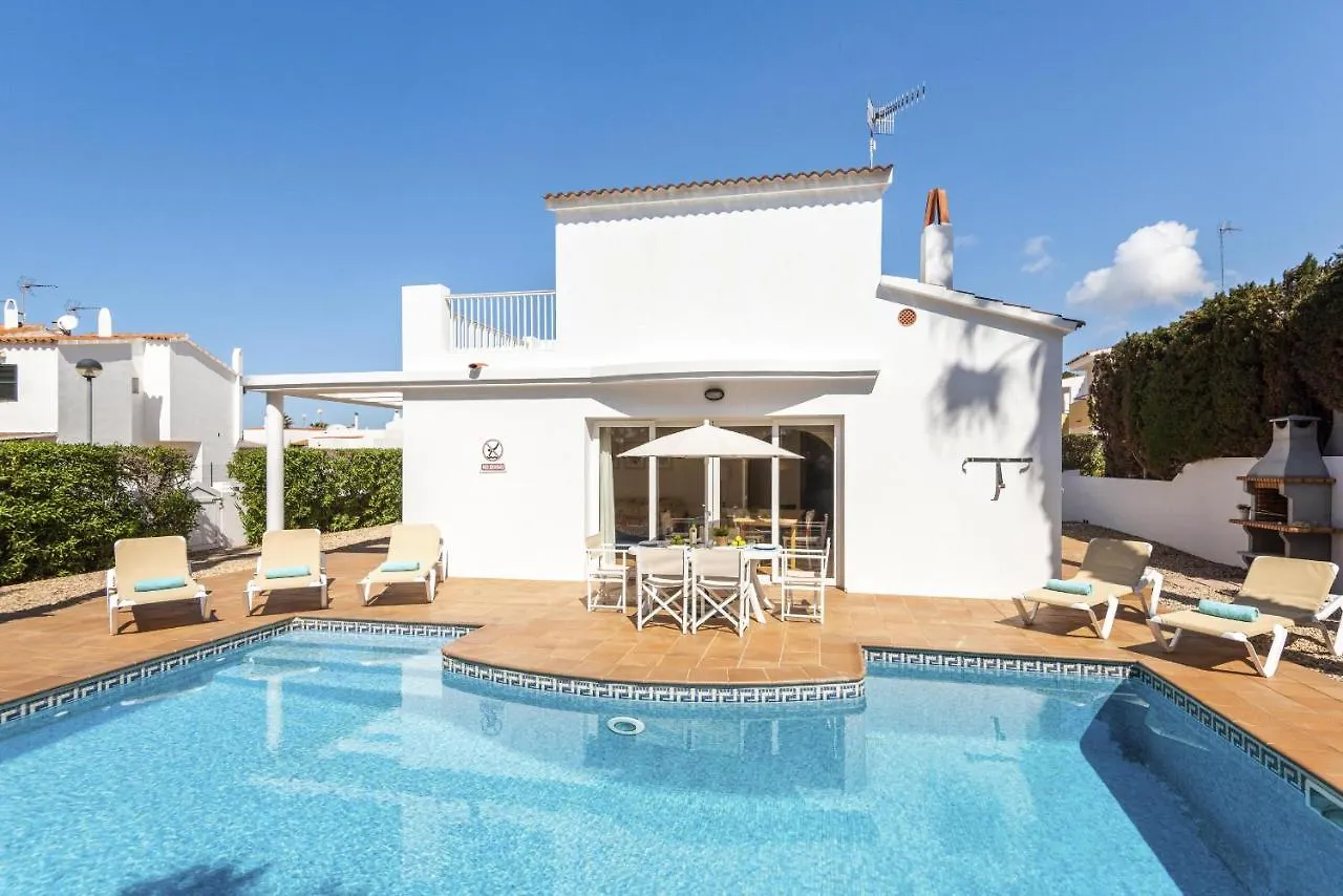 빌라 Marina 3 Bedroom Villa, Cala Blanca 칼라 블랑카