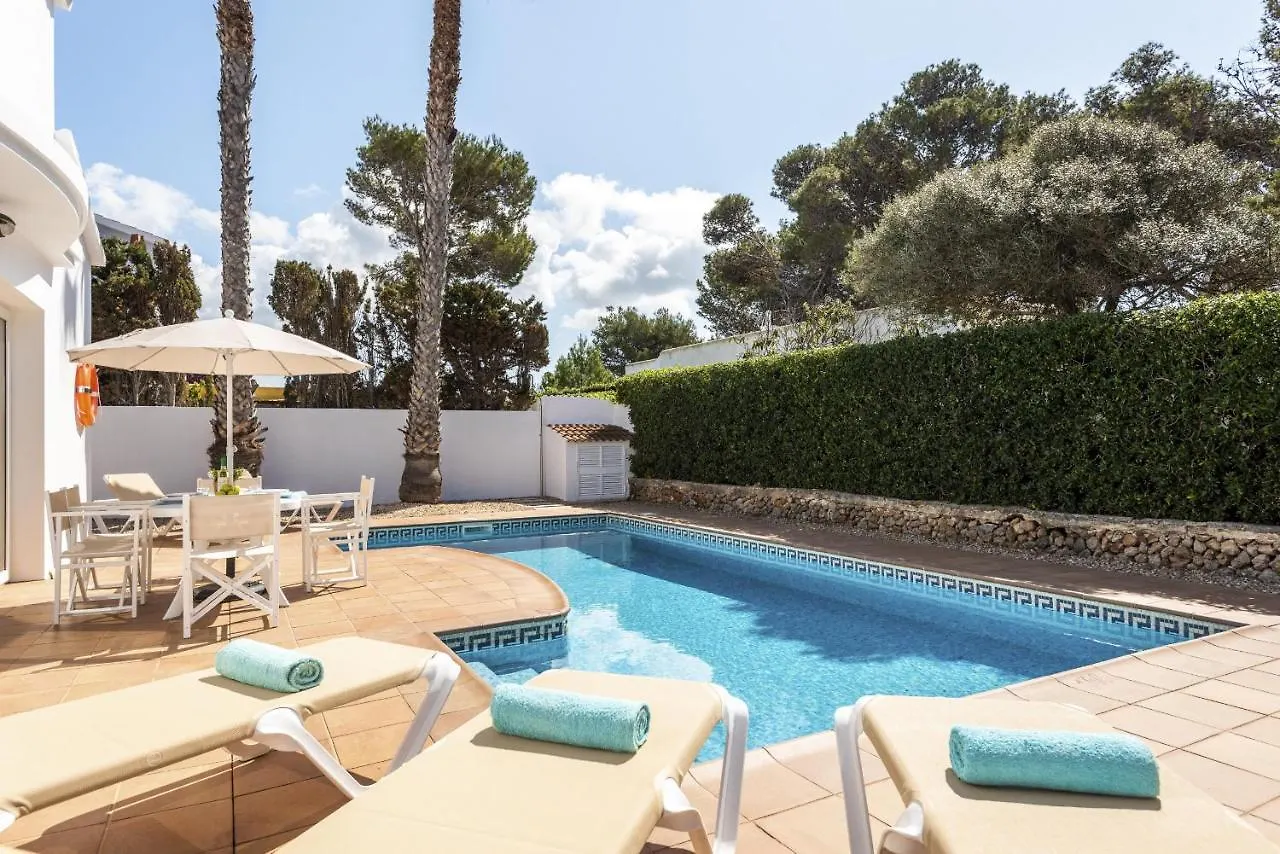 빌라 Marina 3 Bedroom Villa, Cala Blanca 칼라 블랑카