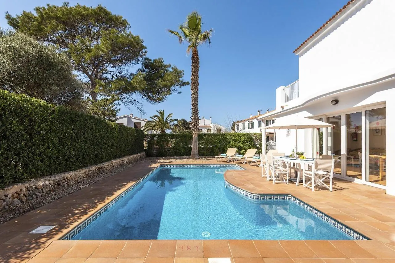Marina 3 Bedroom Villa, Cala Blanca 칼라 블랑카