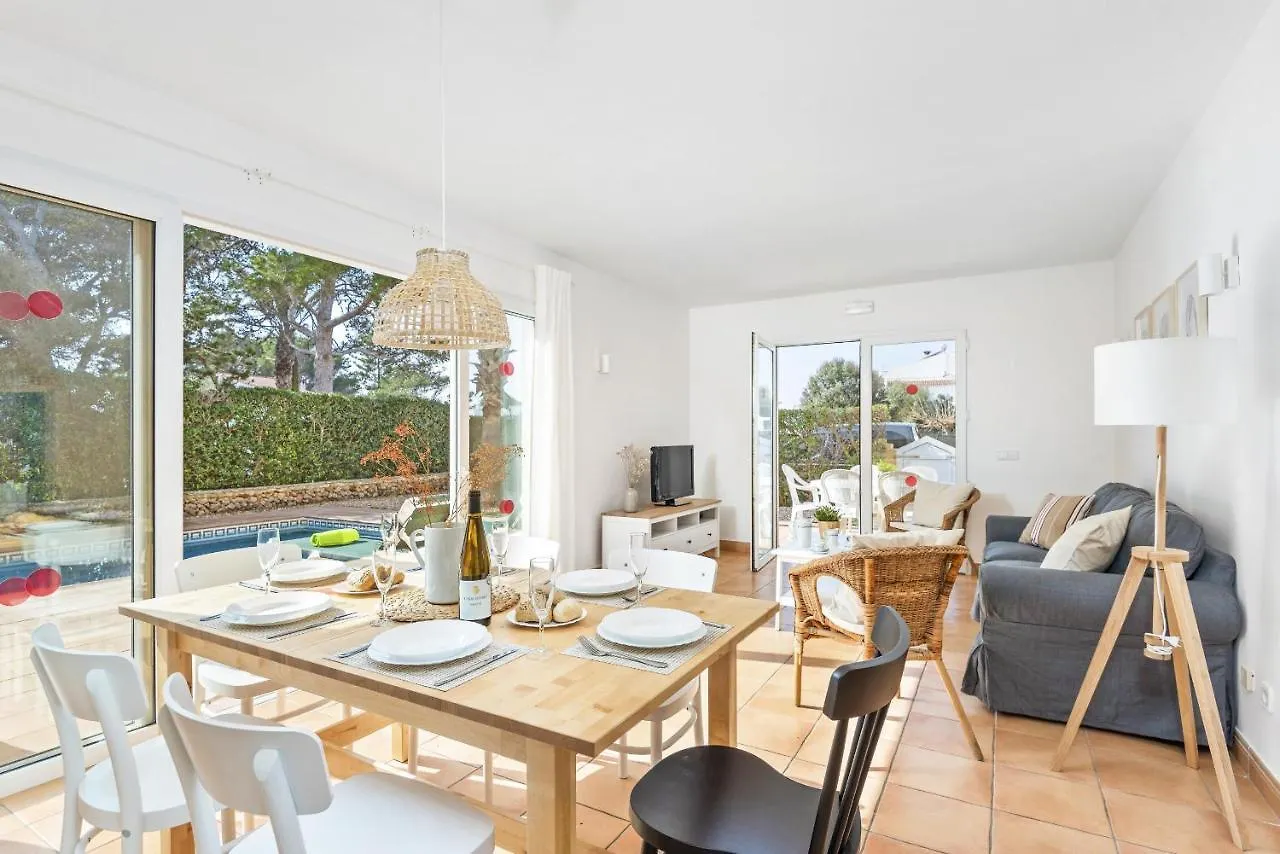 Marina 3 Bedroom Villa, Cala Blanca 칼라 블랑카