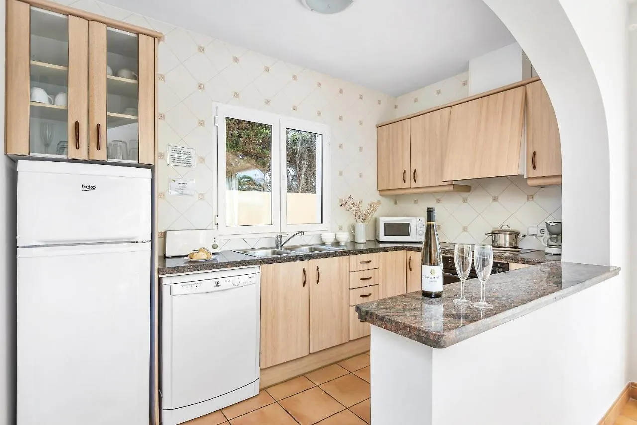 Marina 3 Bedroom Villa, Cala Blanca 칼라 블랑카 스페인