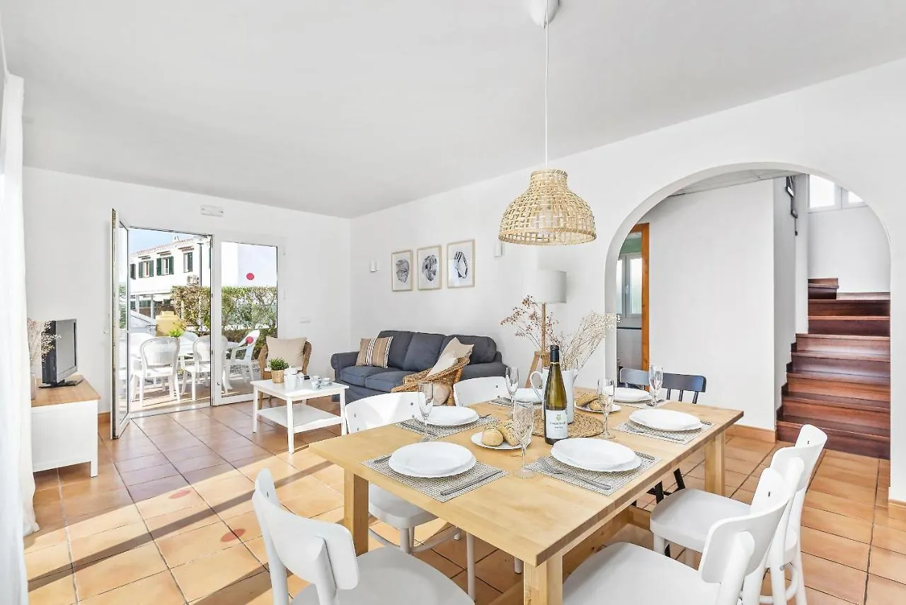 Marina 3 Bedroom Villa, Cala Blanca 칼라 블랑카 빌라